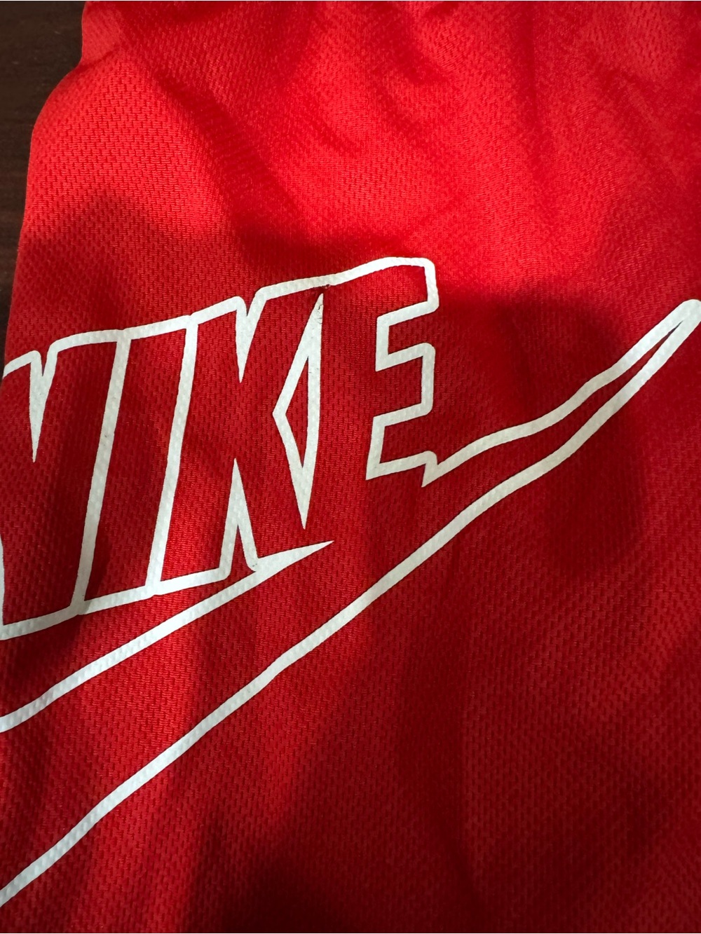 Nike Red Athletic kids shorts size 5 (d1-19)
